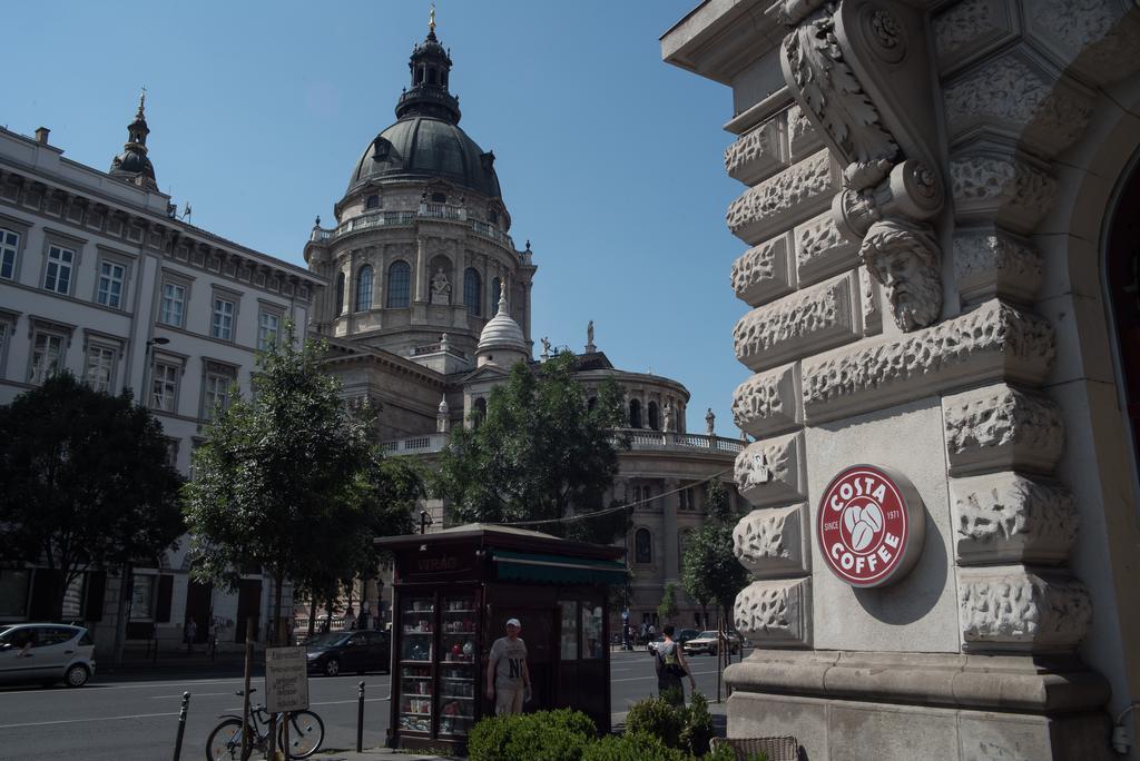 Helena Apartment With View On St. Stephan'S Basilica Budapest Exteriör bild