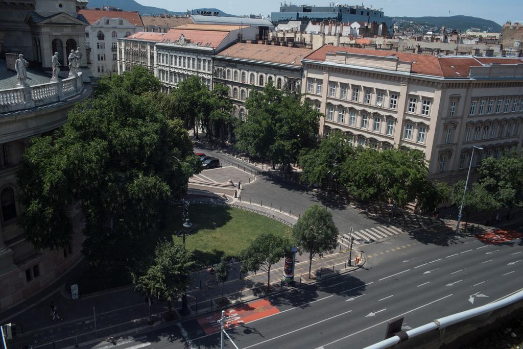 Helena Apartment With View On St. Stephan'S Basilica Budapest Exteriör bild